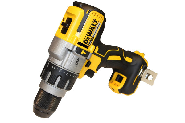 SBD Akku-Schlagbohrschrauber 18V Basisversion bürstenlos - DCD996NT-XJ