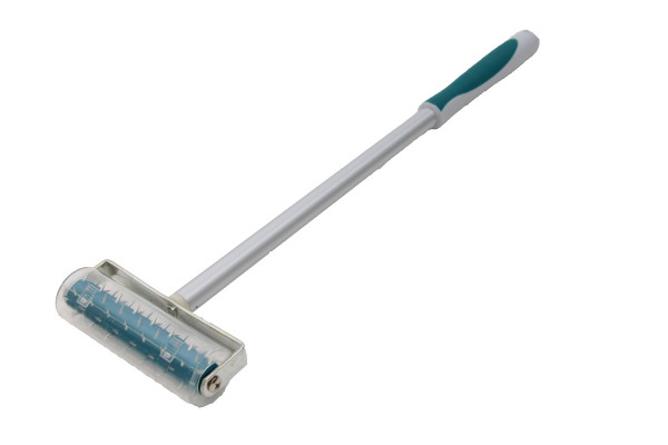 Nespoli spiked roller perforated protective cover 15cm petrol SoftTouch