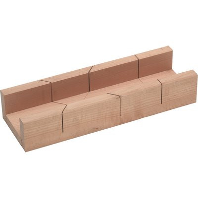 Triuso cutting box beech 300mm inside 65x38mm grooved and gel.