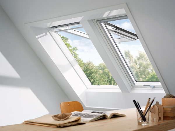 Velux Klapp-Schwingfenster Kunststoff VKU Y45 0081 Polyur. EN.Austa Alu 75x124