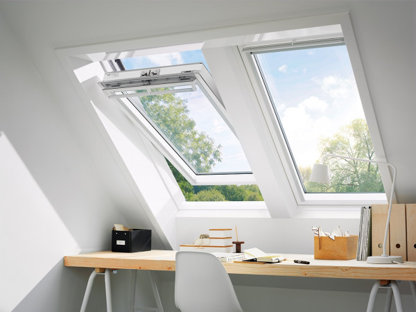 Velux pivot window GGL CK06 2070 white lacquer Thermo Alu 55x118