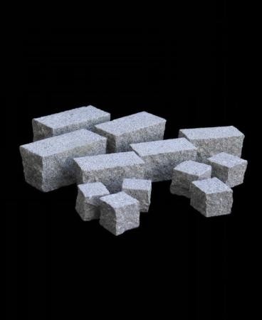 Granitpflaster 8/10 (9x9x9) grau OF gesägt u. gestockt