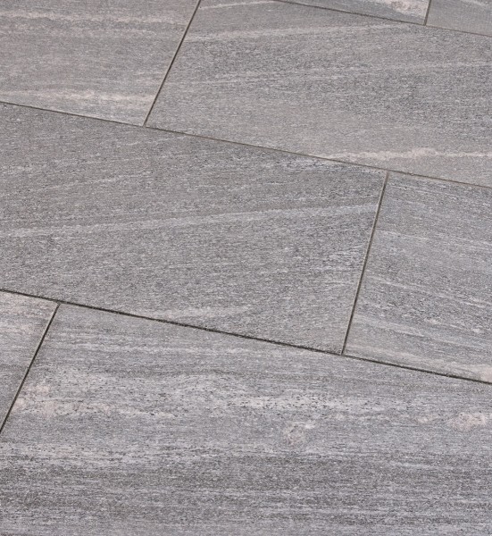 SELTRA Platte Biasca satiniert 120x40x3cm silbergr.-liniert Gneis China