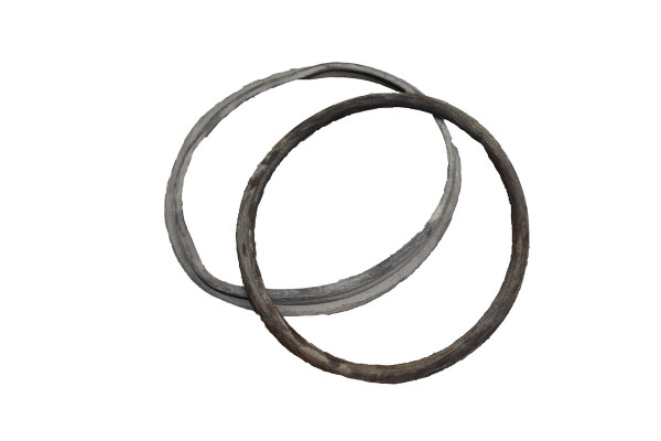 Mengering double seal for connection to cast iron pipe DN 160