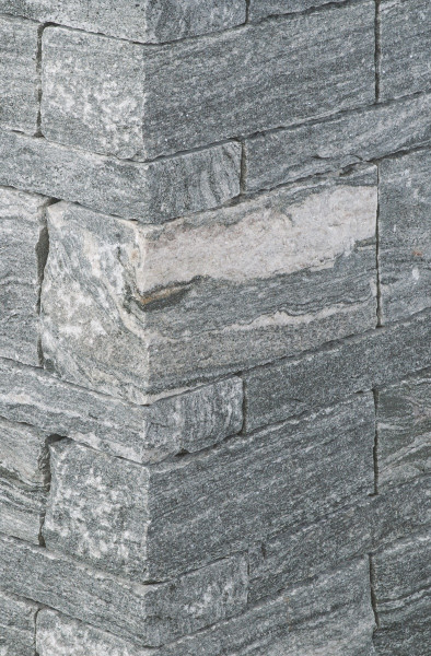 SELTRA Kloster-MS BIASCA silbergrau-lin. 15x18-20x30/45/60cm Gneis China