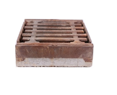 Aufsatz 300x300mm Kl. A15 SW 16mm Guss Pultform Höhe 60mm